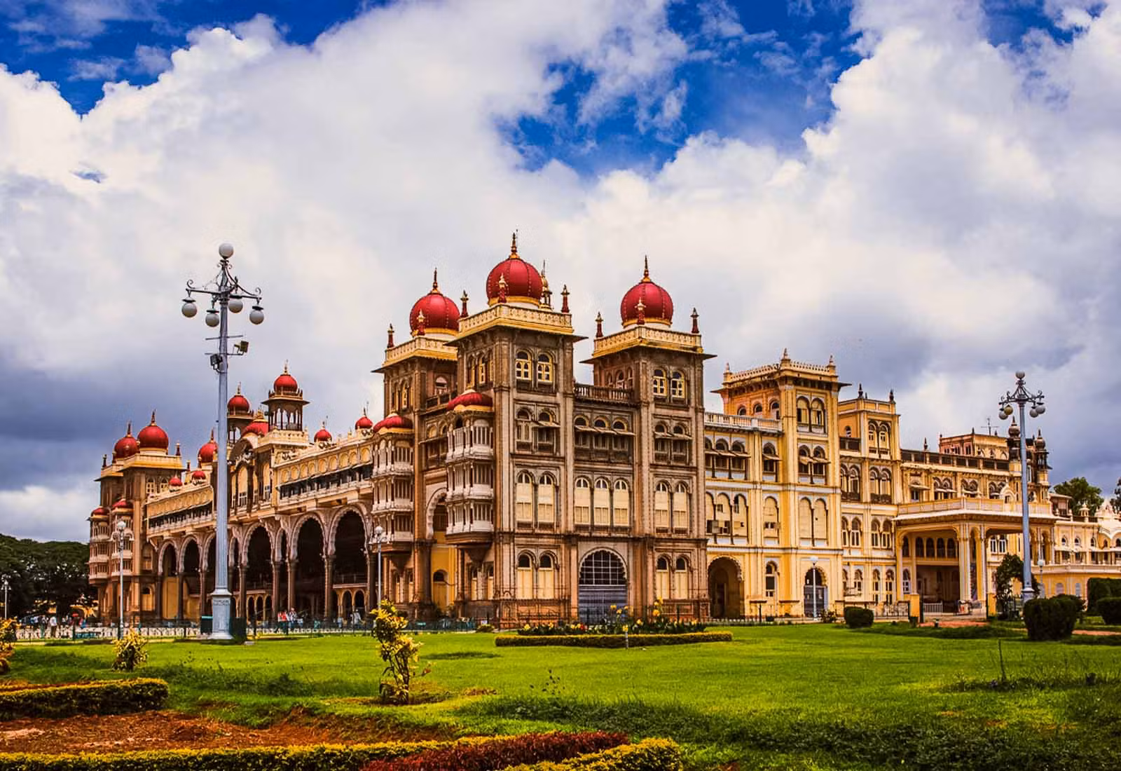 Majestic Karnataka – Coorg • Mysore • Bengaluru