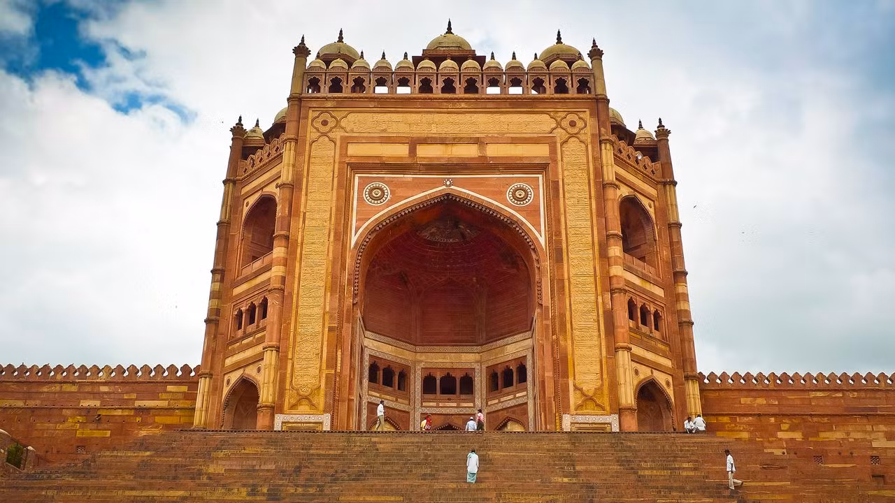 Imperial Golden Triangle Voyage